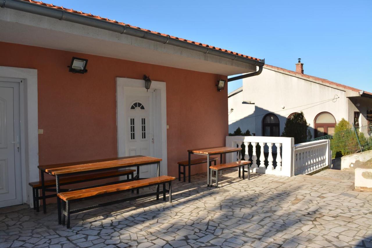 Apartments & Room Madi Сень Экстерьер фото