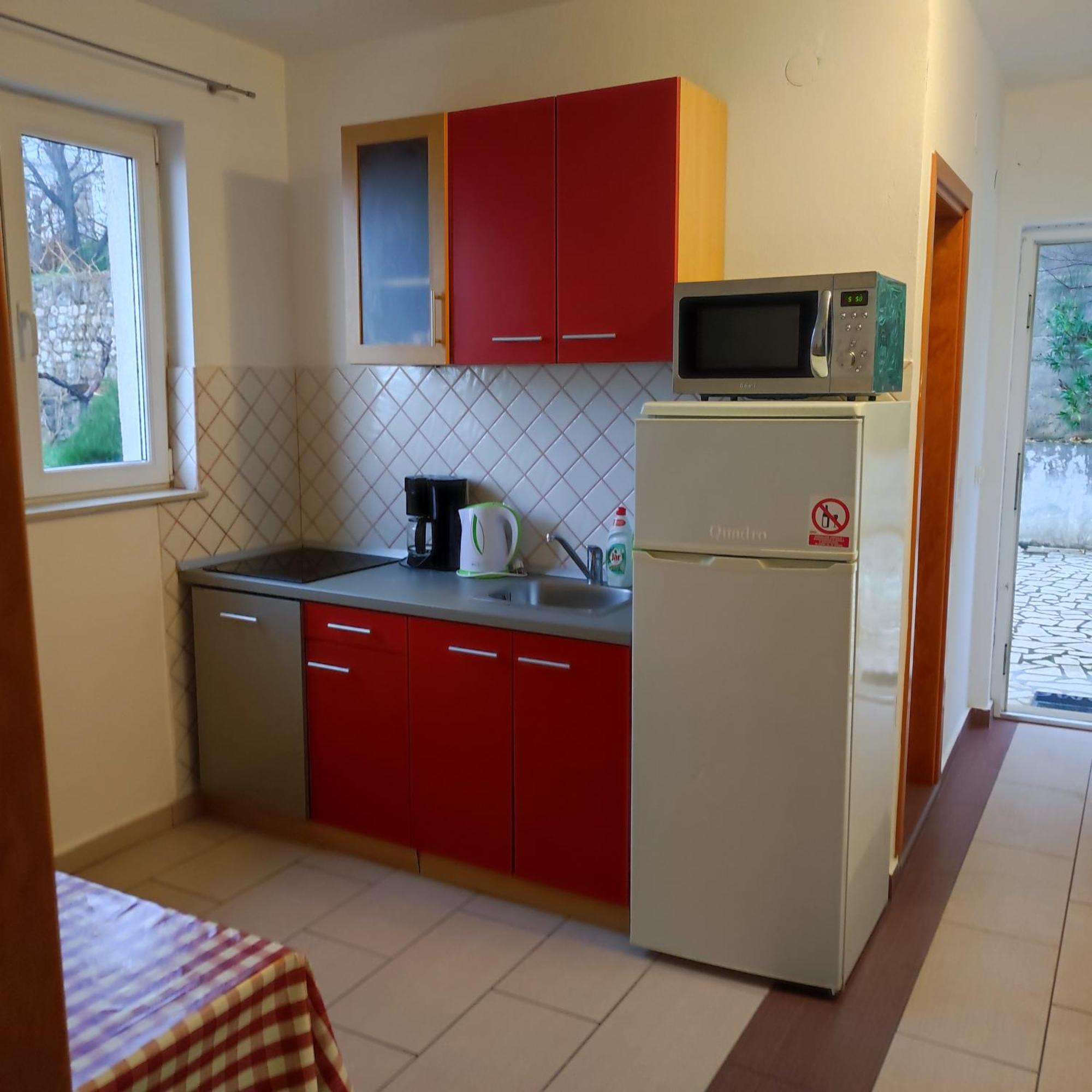 Apartments & Room Madi Сень Экстерьер фото