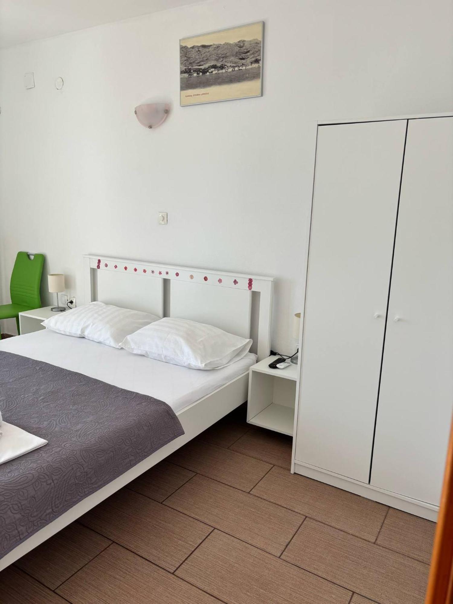 Apartments & Room Madi Сень Экстерьер фото