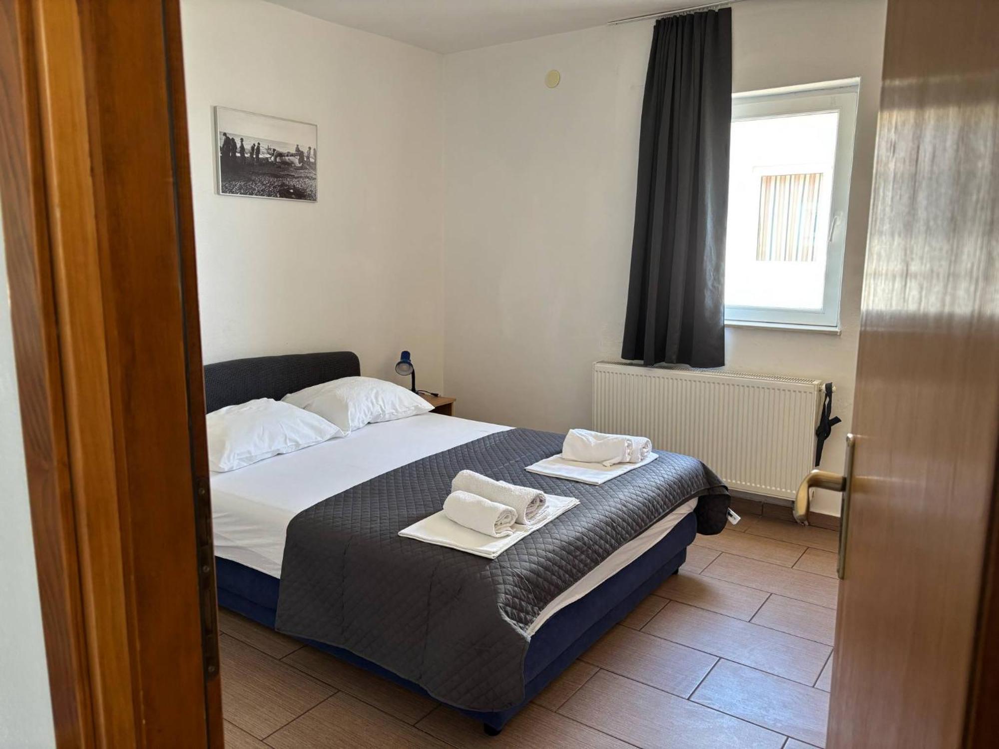 Apartments & Room Madi Сень Экстерьер фото